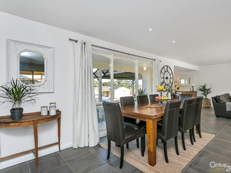 5 Taeping Street, Hallett Cove SA 5158