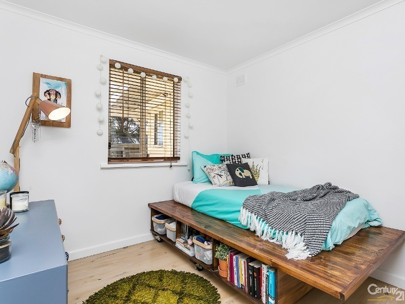 5 Taeping Street, Hallett Cove SA 5158