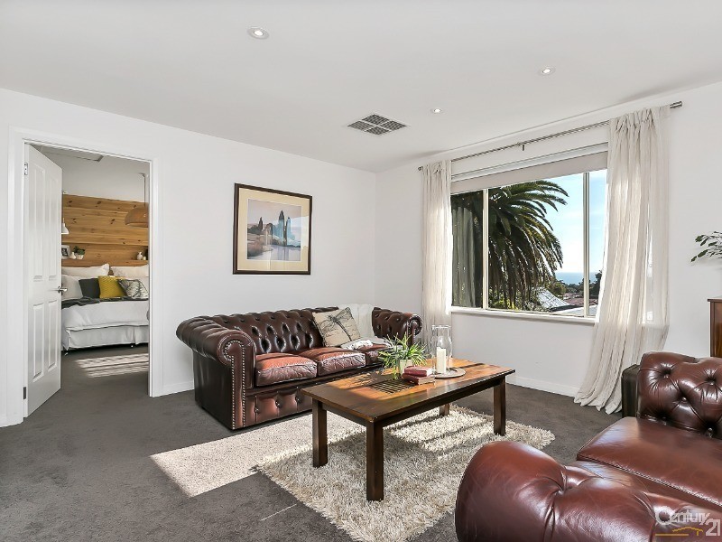 5 Taeping Street, Hallett Cove SA 5158