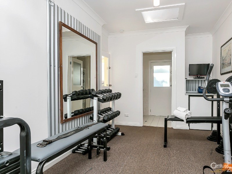 5 Taeping Street, Hallett Cove SA 5158