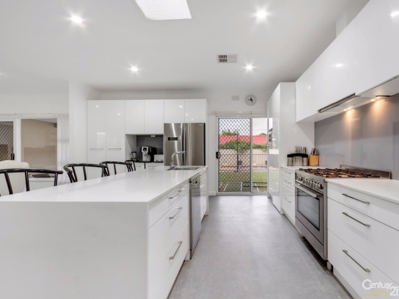 17 Pine Avenue, Warradale SA 5046