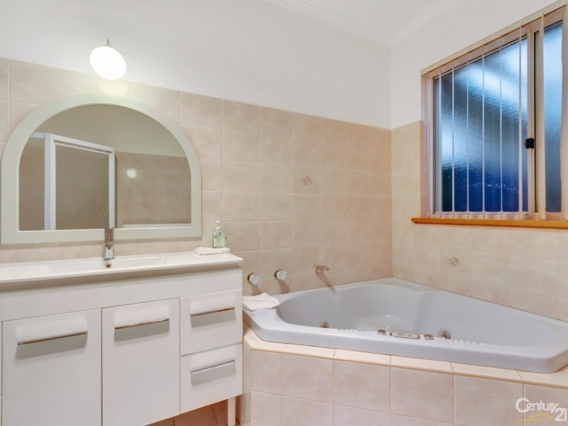 17 Pine Avenue, Warradale SA 5046