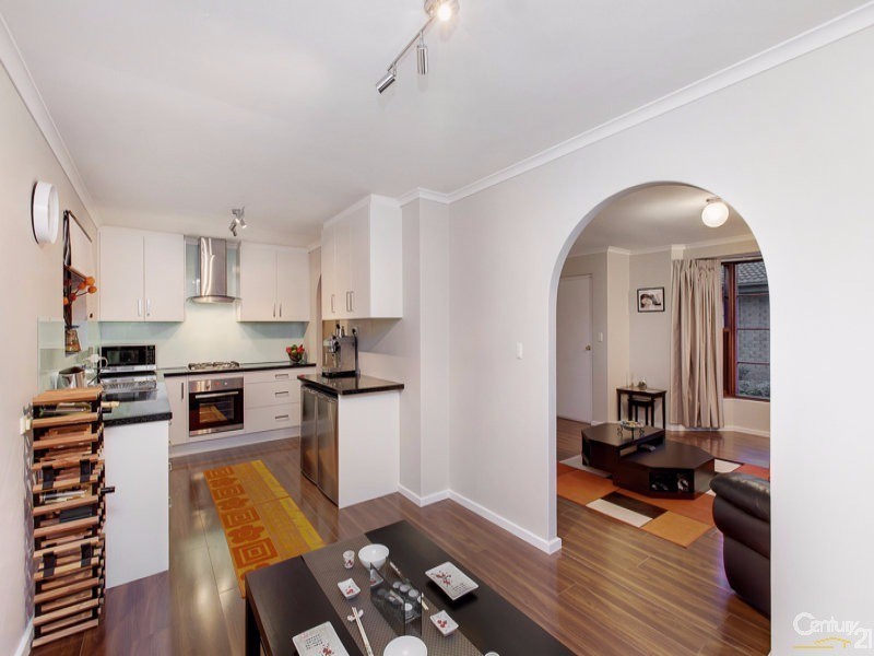 1/3 Smart Street, Somerton Park SA 5044