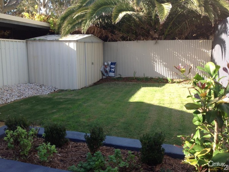 4/1 Sandhurst Crt, Brighton SA 5048