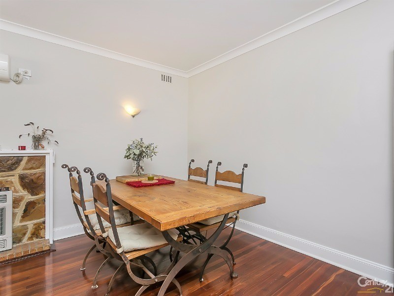 1 Sandison Terrace, Glenelg North SA 5045