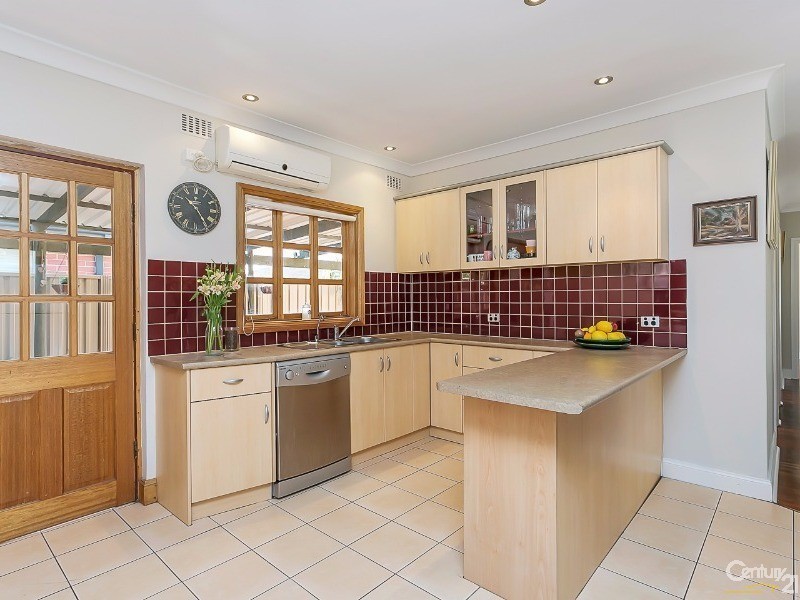 1 Sandison Terrace, Glenelg North SA 5045