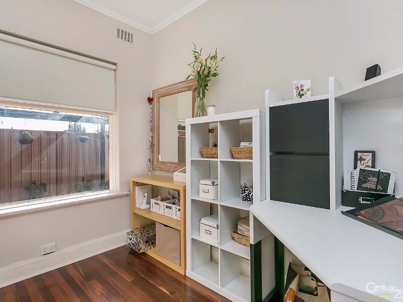 1 Sandison Terrace, Glenelg North SA 5045