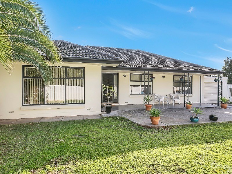 1 Sandison Terrace, Glenelg North SA 5045