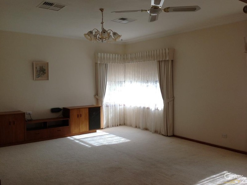 1 Sexton Rd, Brighton SA 5048