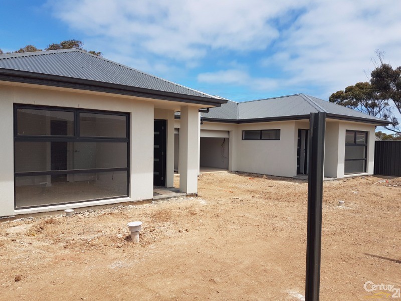 20 Baden Terrace, O’sullivan Beach SA 5166