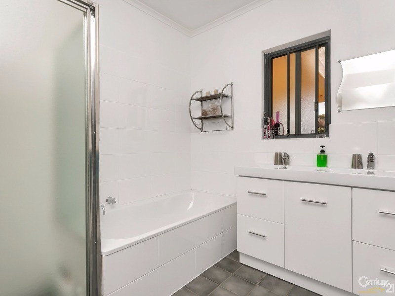 94 Yarmouth Street, Dover Gardens SA 5048