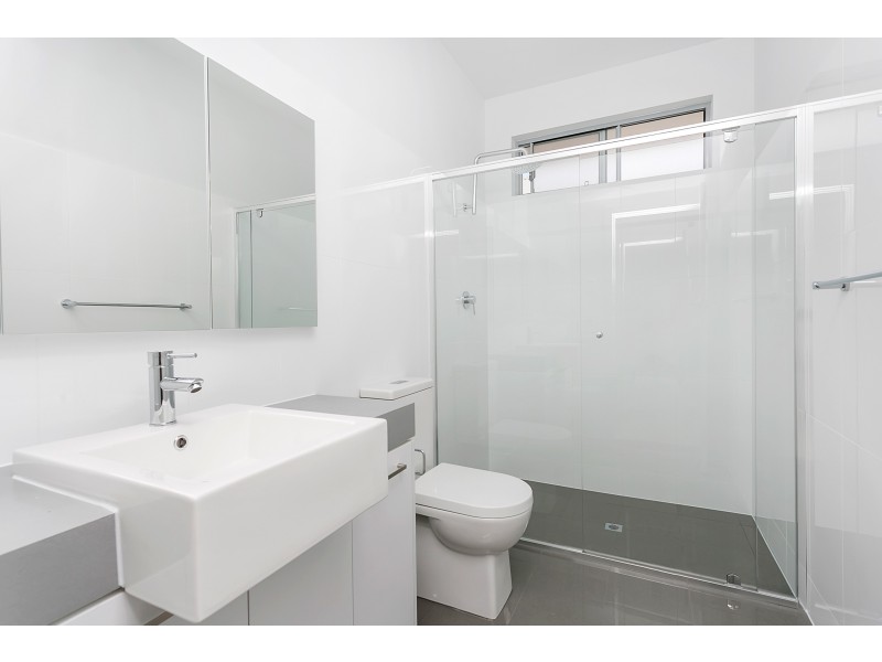 2F Howard Street, Dover Gardens SA 5048