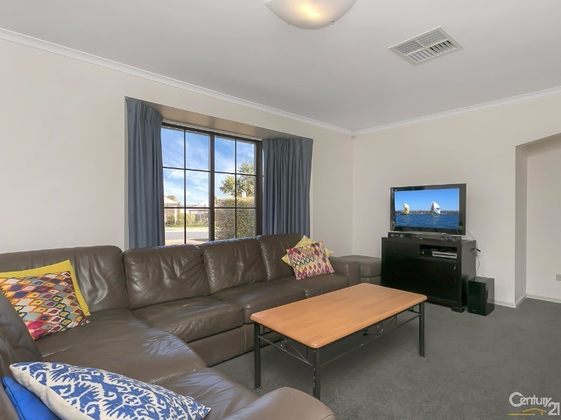 5 Forresters Road, Hallett Cove SA 5158