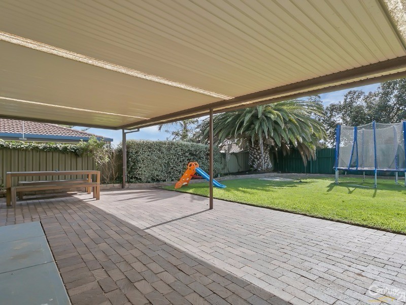 5 Forresters Road, Hallett Cove SA 5158