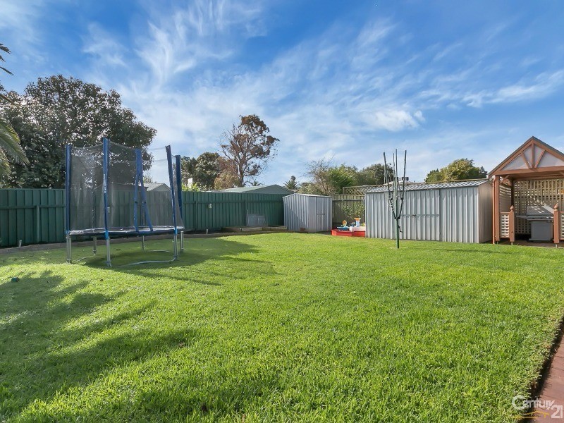 5 Forresters Road, Hallett Cove SA 5158