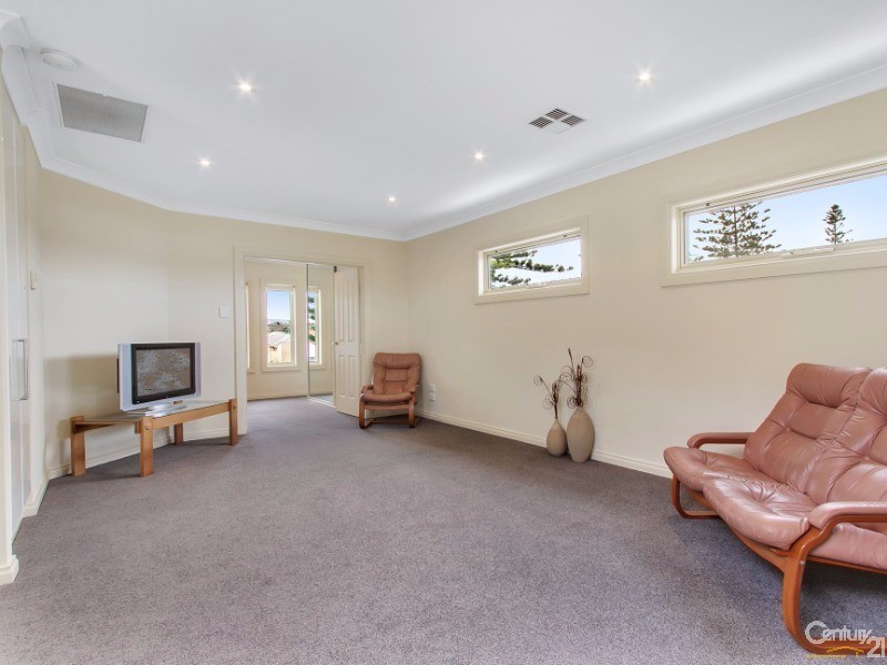 91 Tapleys Hill Road, Glenelg North SA 5045