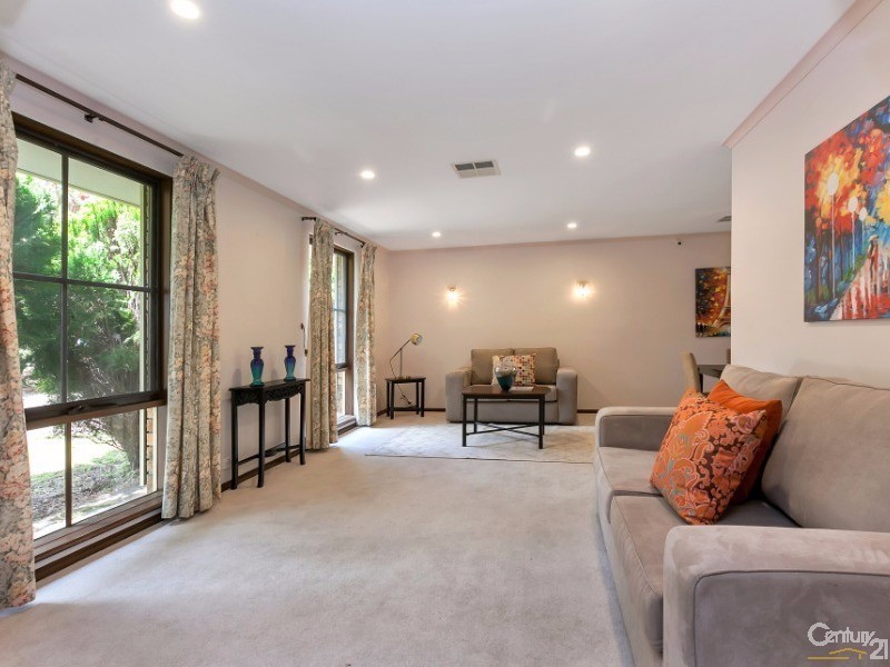 6 Sevres Court, Modbury Heights SA 5092