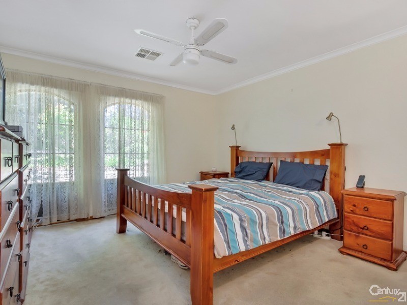 11 Thorpe Street, Torrens Park SA 5062