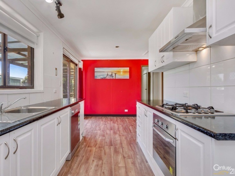 17 Graham Road, Darlington SA 5047