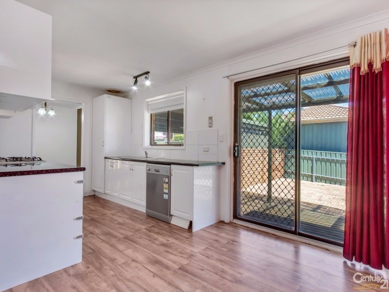 17 Graham Road, Darlington SA 5047