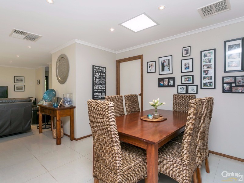 1 Arachne Drive, Hallett Cove SA 5158