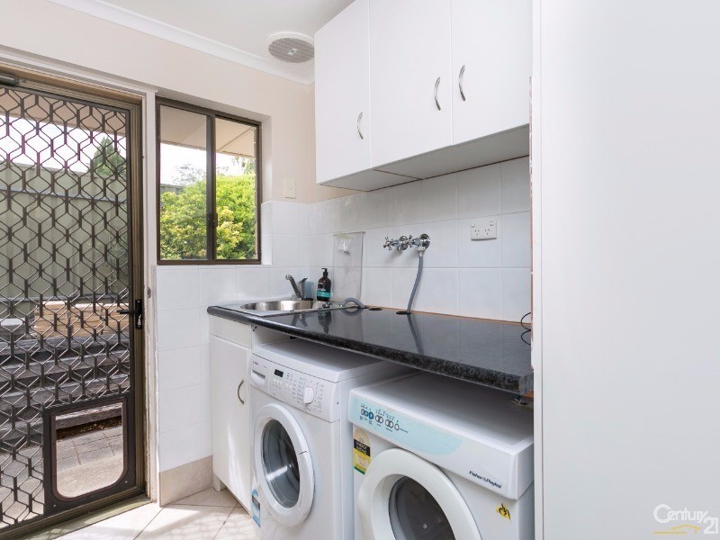 1 Arachne Drive, Hallett Cove SA 5158