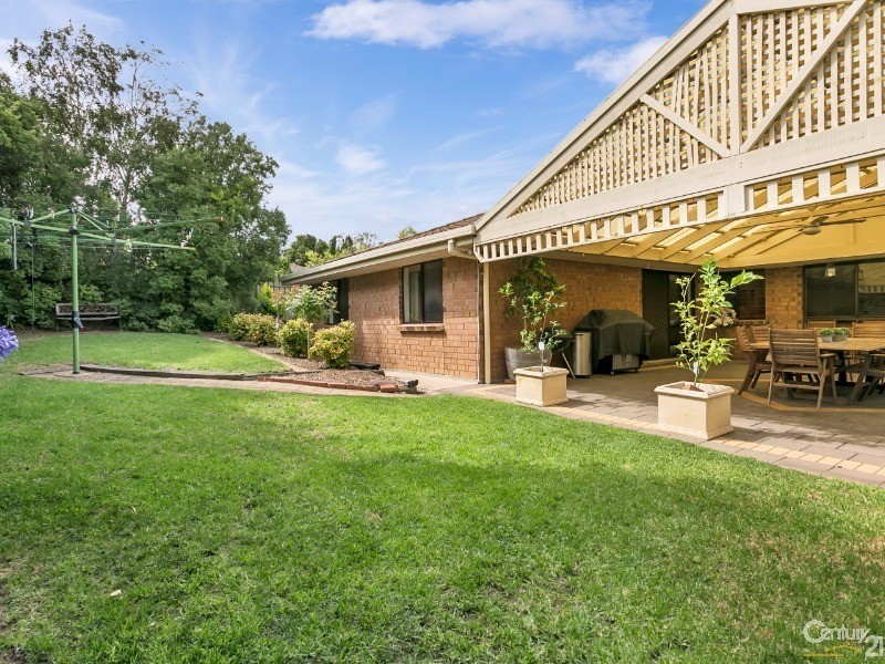 1 Arachne Drive, Hallett Cove SA 5158