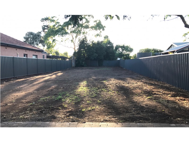 11 Oraston Avenue, Brighton SA 5048