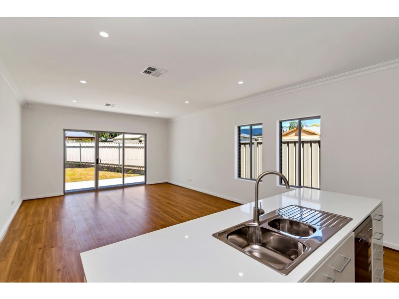 4 Inverell Avenue, Sturt SA 5047