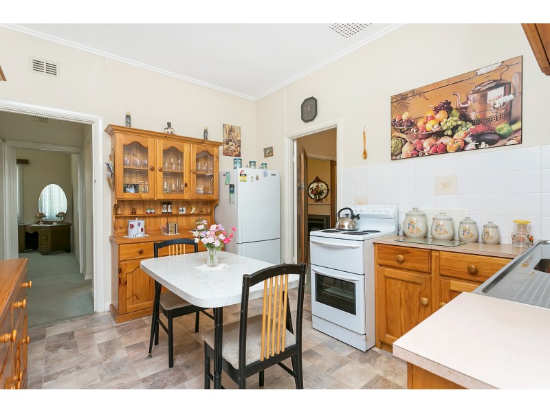 10 Albert Street, Glenelg East SA 5045