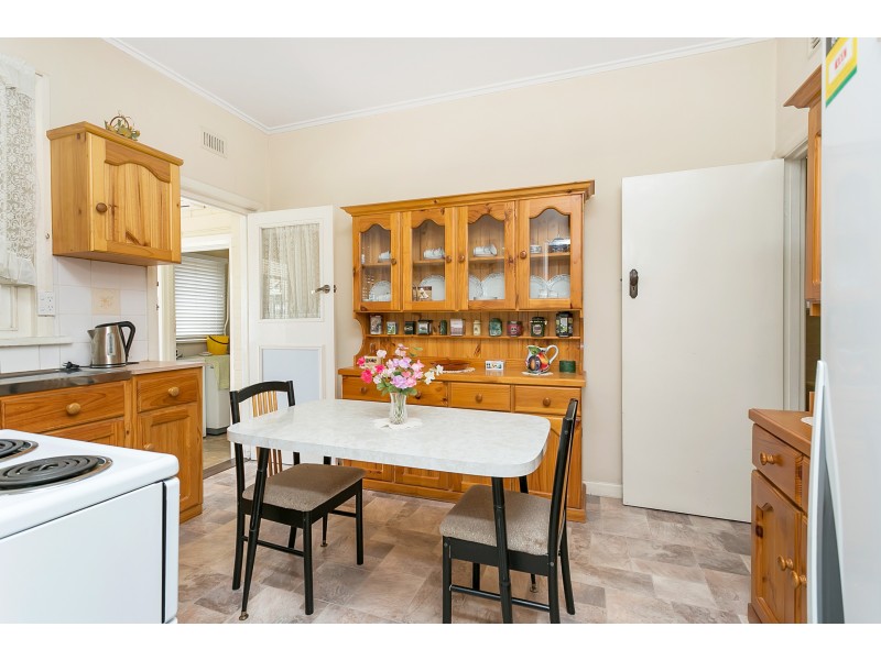 10 Albert Street, Glenelg East SA 5045