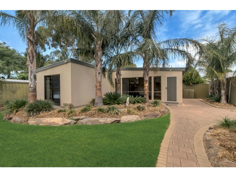 77 Condada Avenue, Park Holme SA 5043