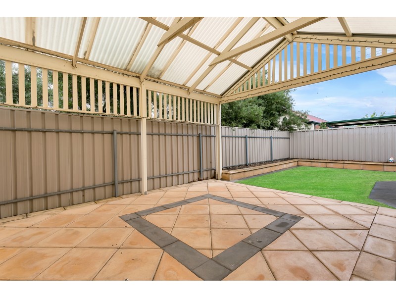 9 Lanark Avenue, Mitchell Park SA 5043