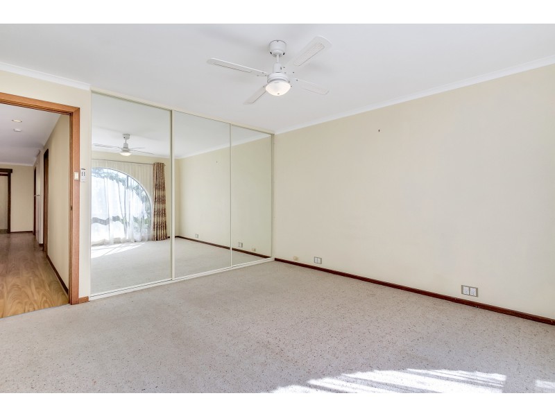 4 Tatiara Road, Happy Valley SA 5159