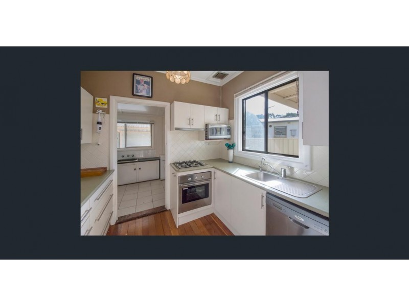 2 Leander Crescent, Greenacres SA 5086