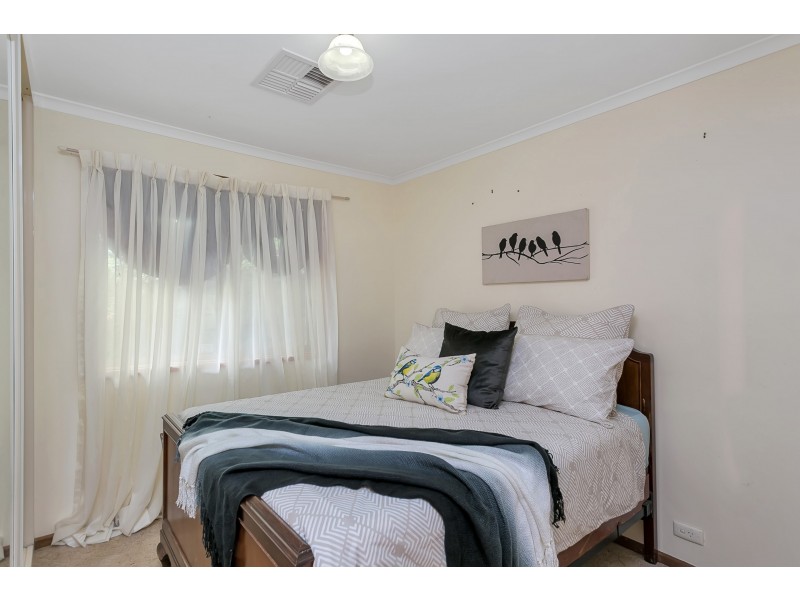 3 Barossa Crescent, Hallett Cove SA 5158