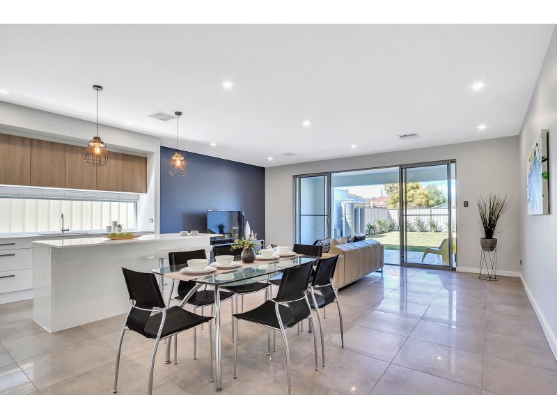 28 Nilpena Avenue, Park Holme SA 5043