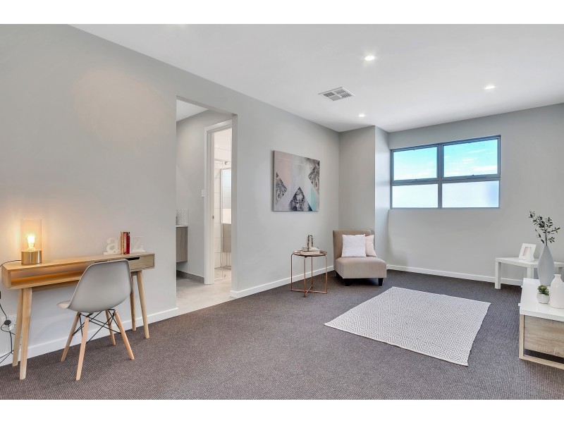 28 Nilpena Avenue, Park Holme SA 5043