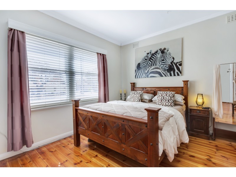 24 Walsh Avenue, St Marys SA 5042