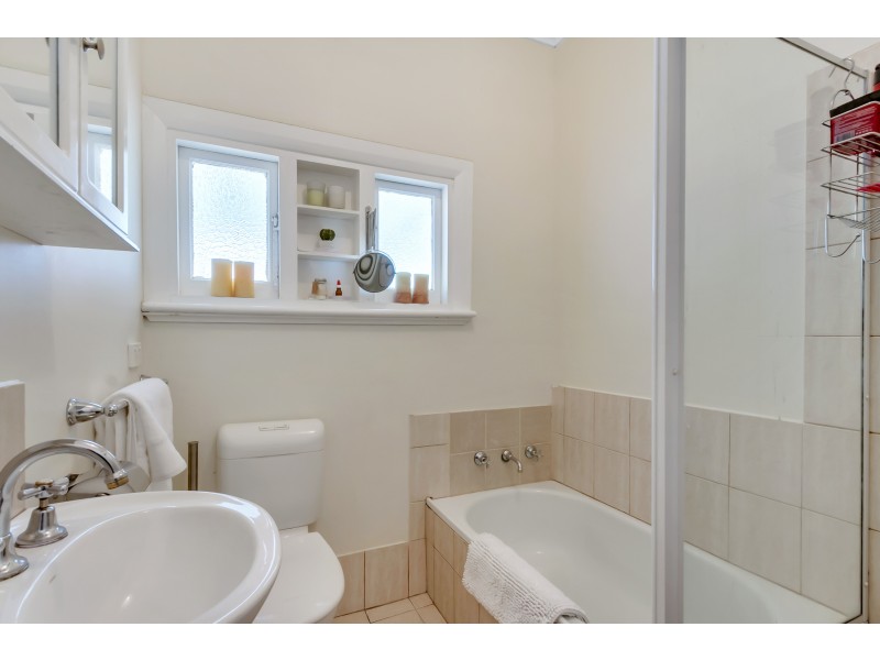 24 Walsh Avenue, St Marys SA 5042