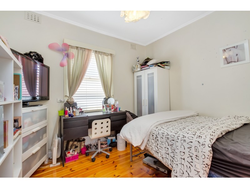24 Walsh Avenue, St Marys SA 5042