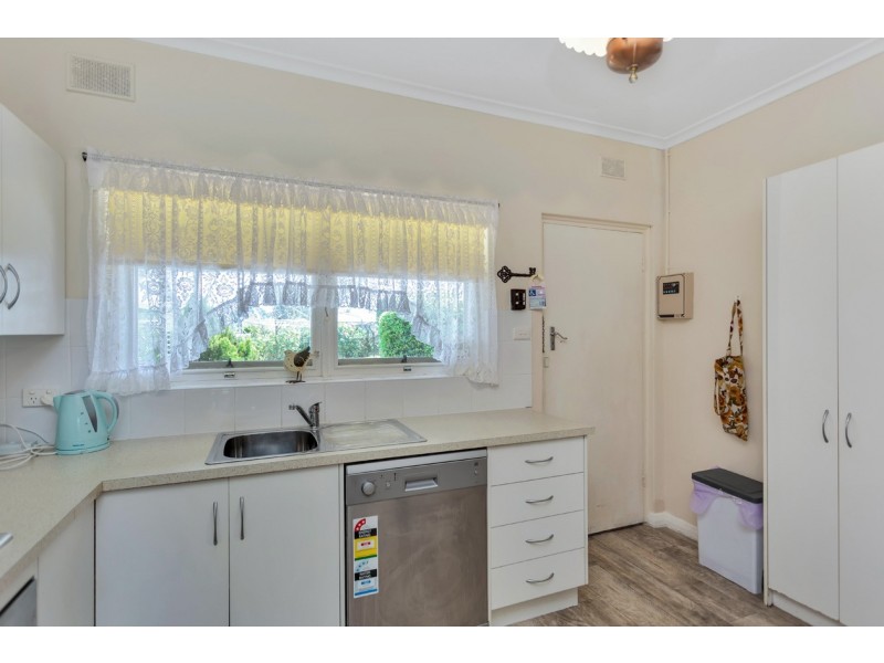 2 Richman Street, Oaklands Park SA 5046