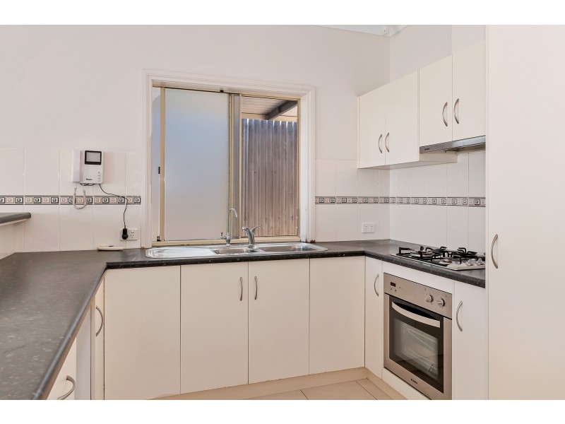 8a White Crescent, Seacombe Gardens SA 5047