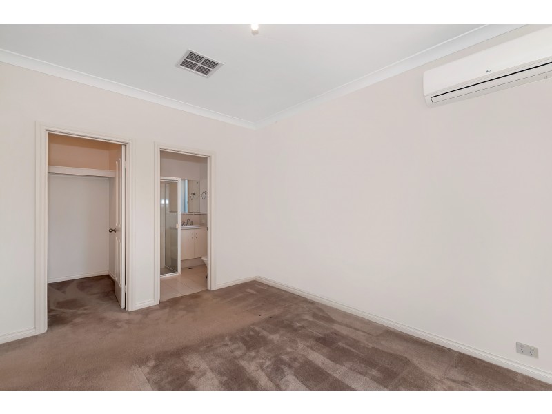 8a White Crescent, Seacombe Gardens SA 5047