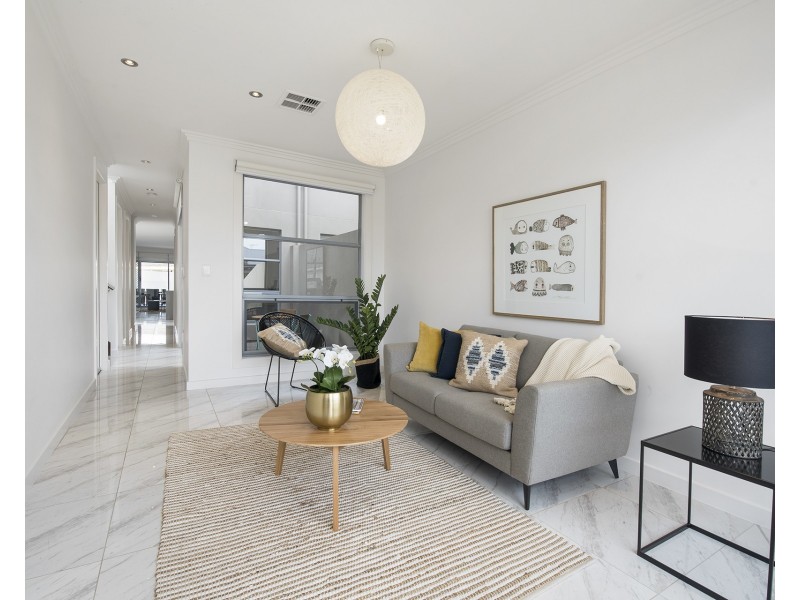 7 McLachlan Avenue, Glenelg North SA 5045