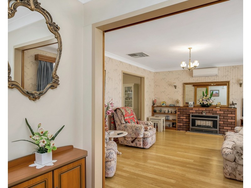 19 Graham Road, Darlington SA 5047