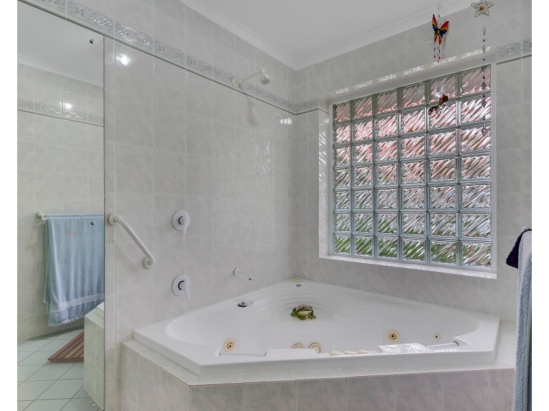 6a Winton Avenue, Hove SA 5048