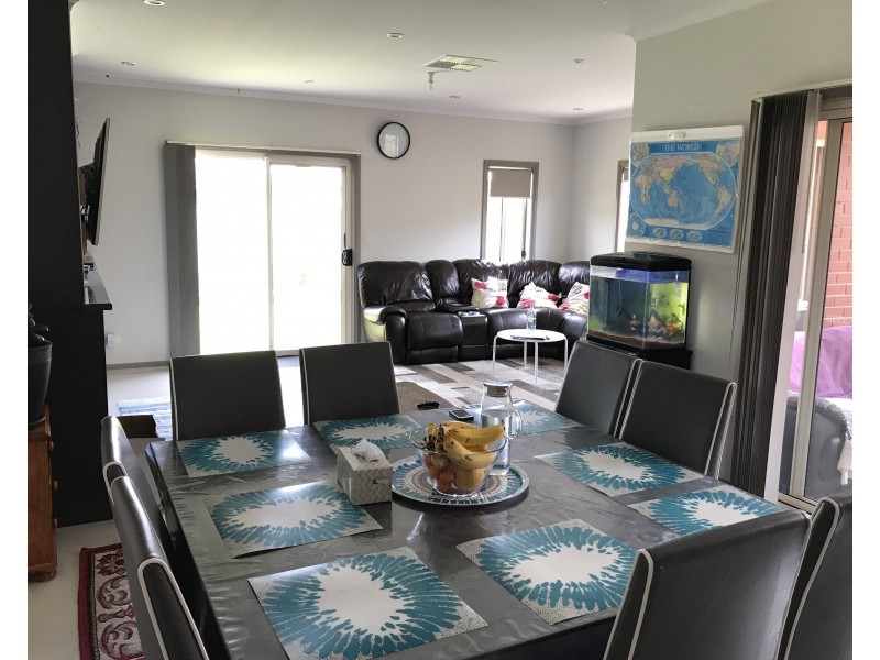 10 Yerong Street, Seacombe Gardens SA 5047