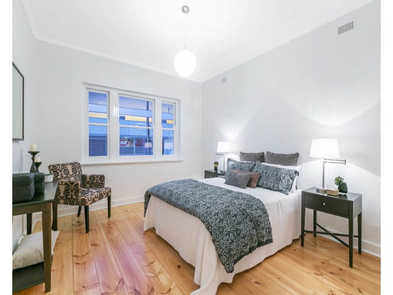 4 Cliff Street, Glenelg East SA 5045