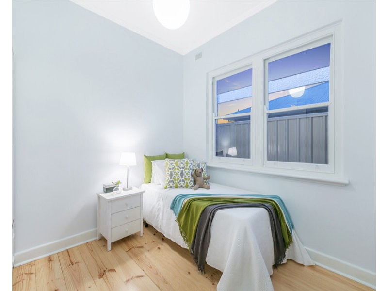 4 Cliff Street, Glenelg East SA 5045